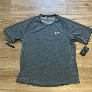Nike Pro Men's Gray Dri-FIT Shirt -Slim Fit